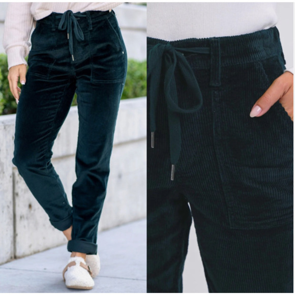 NWT Judy Blue Emerald Green High-Waisted Corduroy Cuffed Jogger Pants 0/24 - Picture 1 of 14